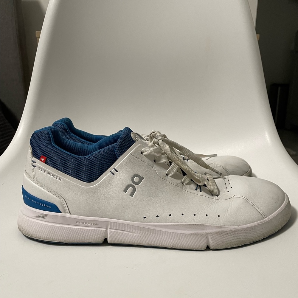 On Cloudtec THE ROGER SNEAKER Size 10.5 US